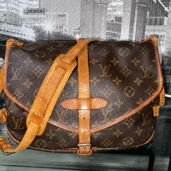 Authentic Louis Vuitton Vintage Saumur Monogram Shoulder Crossbody Bag
